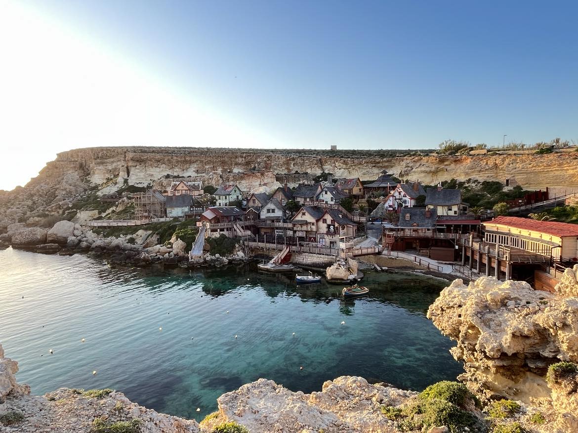 Popeye Village na Malcie wszystko, co musisz wiedzieć o tej filmowej